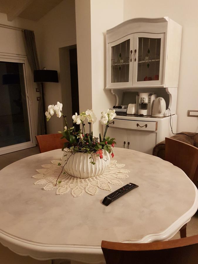 B&B Emozioni E Relax Pietole Eksteriør billede